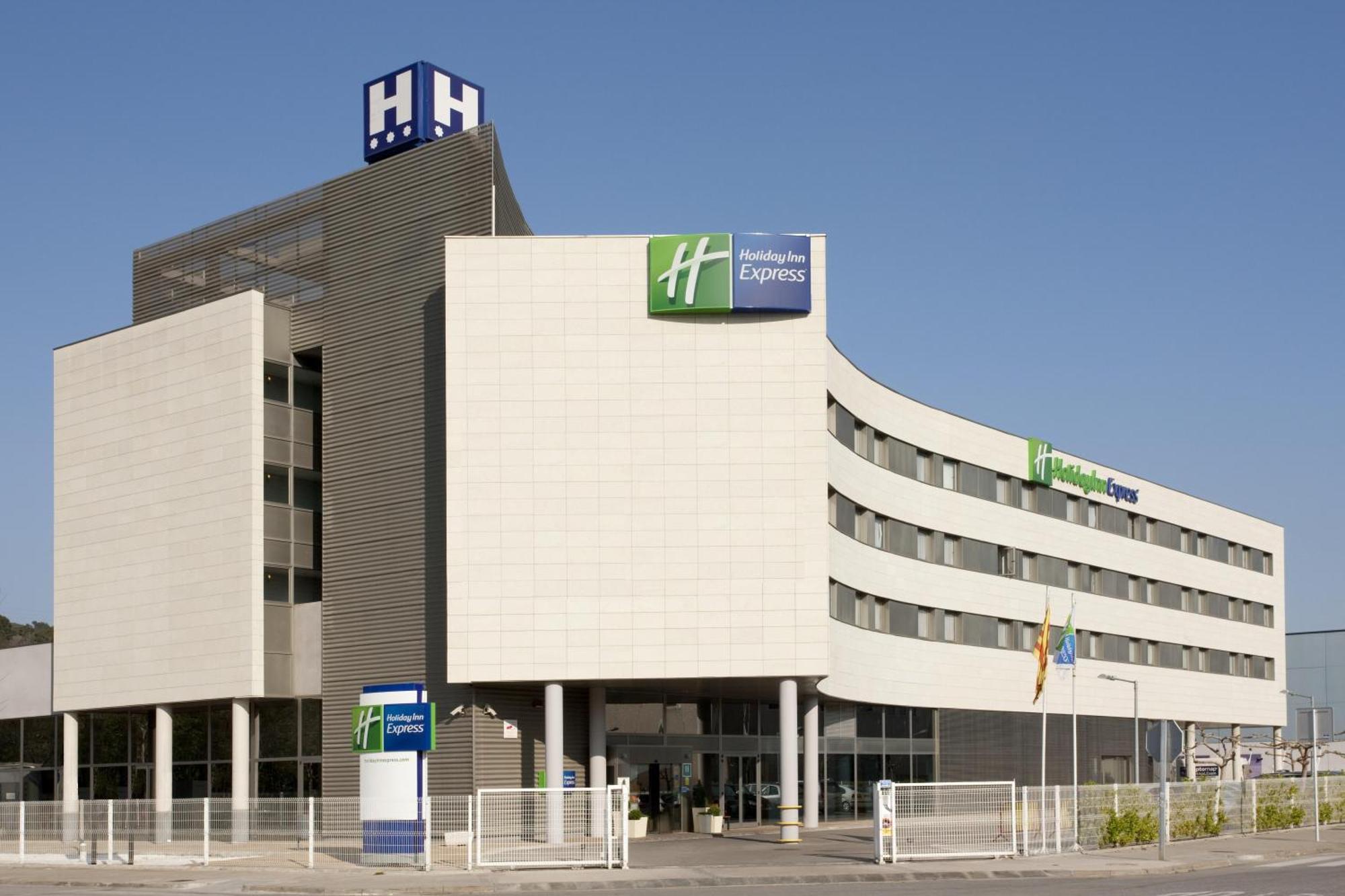 Holiday Inn Express Molins De Rei By Ihg מראה חיצוני תמונה